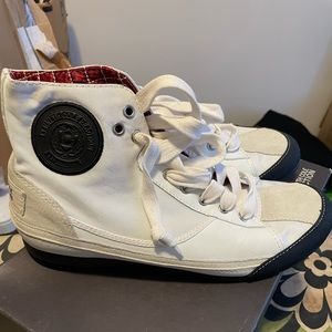 Kenneth Cole Reaction sneaker